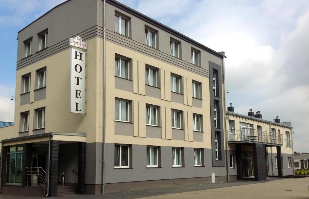 Hotel Feniks غنيزنو المظهر الخارجي الصورة